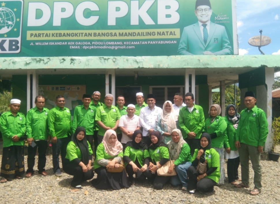 Hj.Melati Nur & Ucok Rindang Hadir, Rapat Perdana DPC.PKB Madina Aman & Sukses
