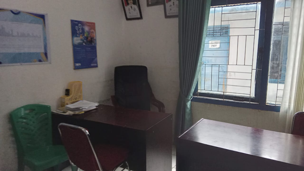 Gawat.!!! Warga 30 Desa/ Kelurahan Protes, Jabatan Sekcam & Camat Batang Natal Kosong Sudah 1 Minggu