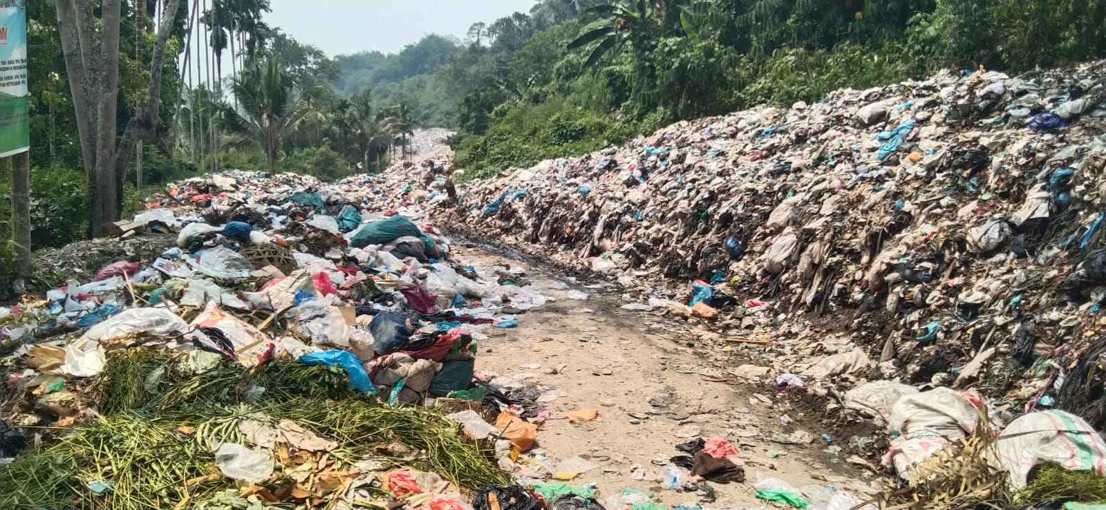 Terkait Sampah, Komandan Madina Dorong Pemkab Hadirkan Solusi Konkret Pengelolaan TPA Batang Gadis