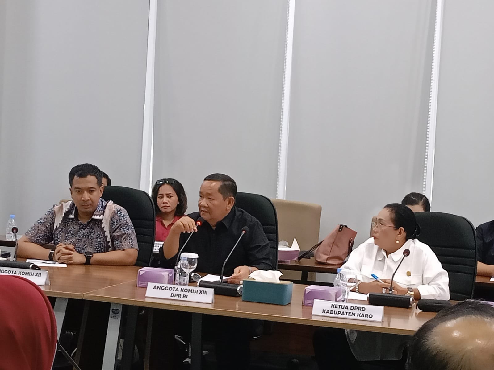 Pimpin Delegasi ke Pusat, Ketua DPRD Karo Iriani Tarigan Tuntut BGN Bertanggung Jawab Penuh Atas Kasus Keracunan Siswa MBG