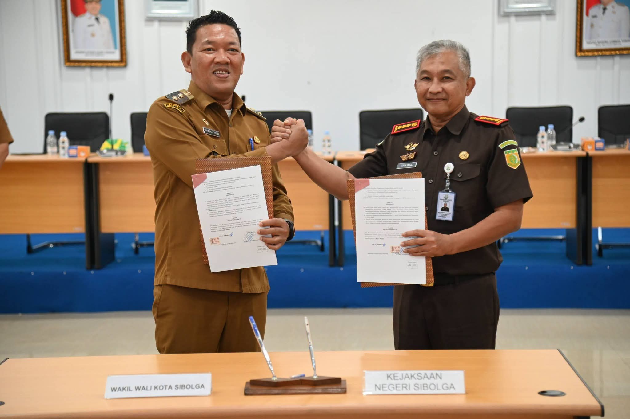 Wakil Wali Kota Sibolga Tandatangani MoU dengan Kajari Sibolga, Dukung Program “Jaksa Sahabat Pendidik
